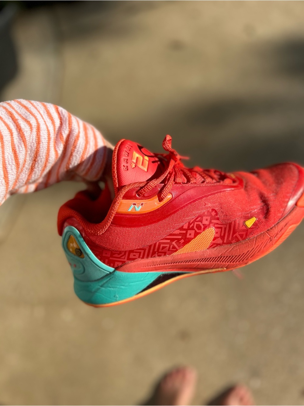 New balance KAWHI Basketball shoes M7.5